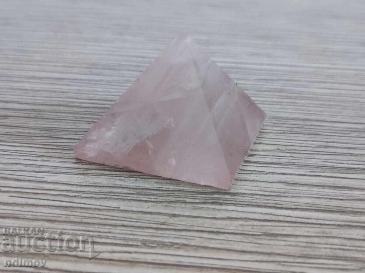 Piramidă cuarț roz 3,8 cm