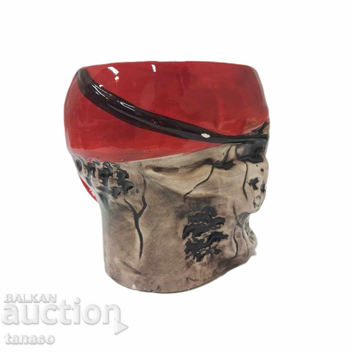 Δημοπρασία Κεραμική κούπα πειρατή «Skull Mug» • Κεραμικά • 300 g(8.2)