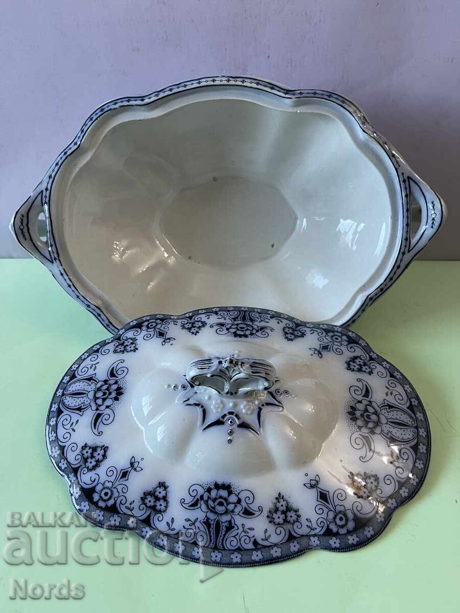 Delivery of Alfred Meakin Vintage Dish 1891-1897