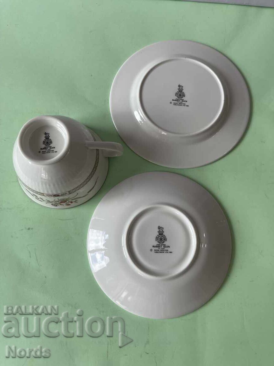 Royal Doulton английски троен сет за чай - 5 Royal Doulton английски троен сет за чай - 5