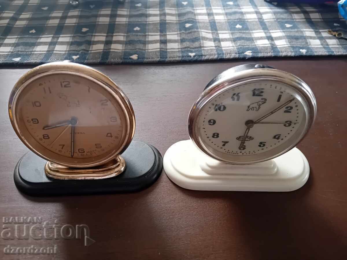 Επιτραπέζιο ρολόι Druzhba Επιτραπέζιο ρολόι Druzhba