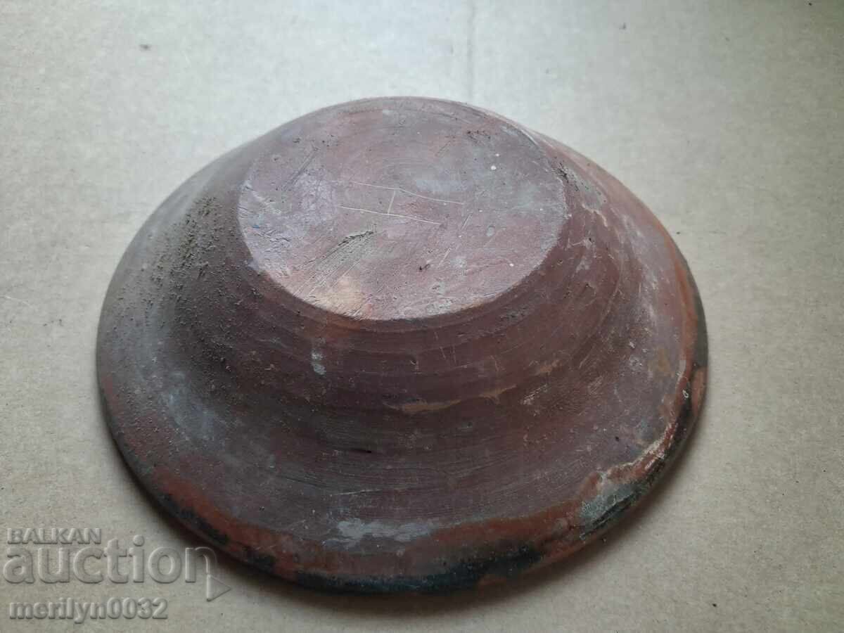 Licitație Oală veche de lut, ceramică, farfurie