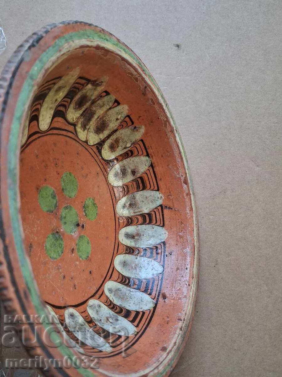 Oală veche de lut, ceramică, farfurie cu preț € 19.89 | 38.90 BGN