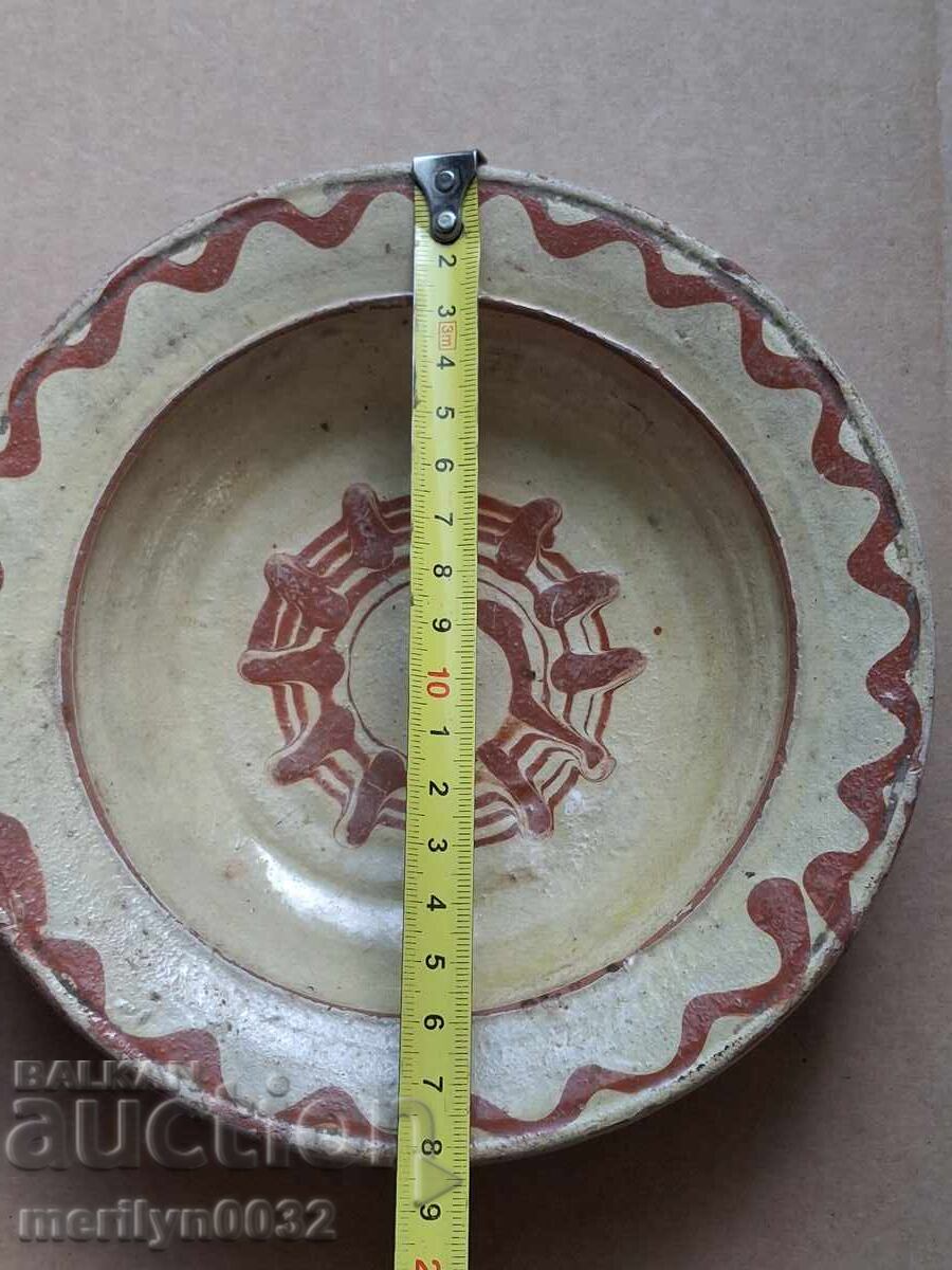 Licitație Oală veche de lut, ceramică, farfurie