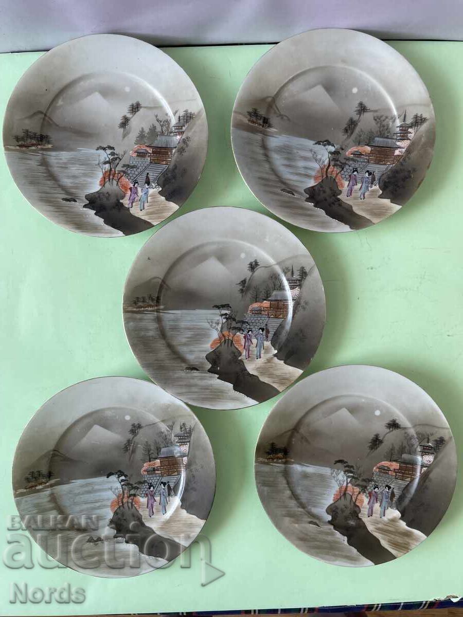 Farfurii din portelan japonez Farfurii din portelan japonez