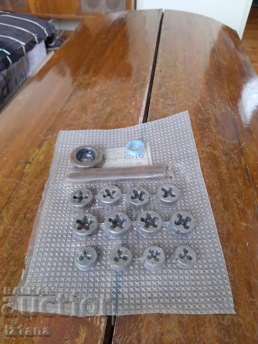 Starter set of Dies, Taps Starter set of Dies, Taps