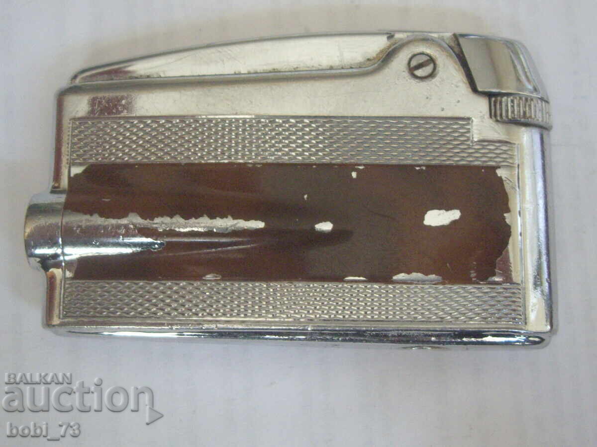 Παλαιός αναπτήρας ''Ronson'' με τιμή € 20.00 | 39.12 BGN