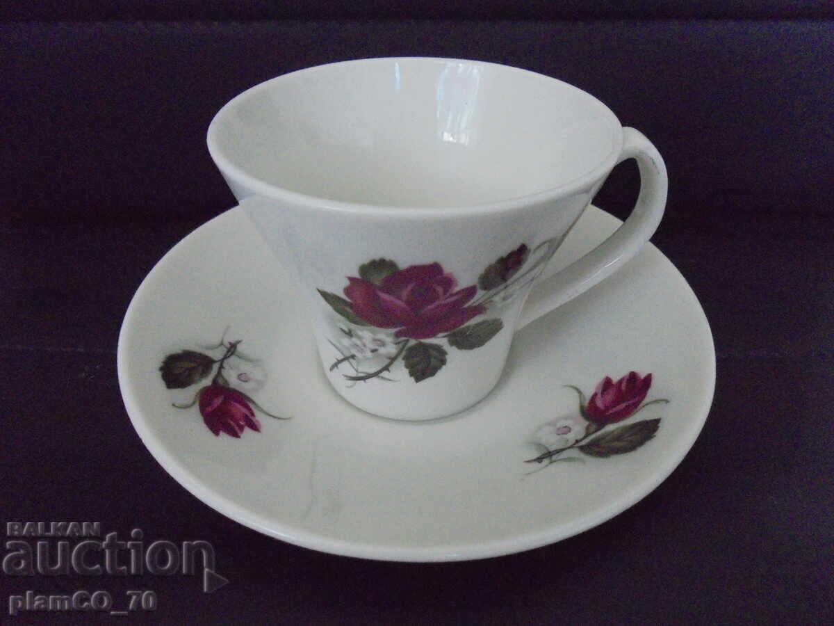 №*8638 Стар двоен порцеланов сет-чашка и чинийка „Purpur“ №*8638 Стар двоен порцеланов сет-чашка и чинийка „Purpur“