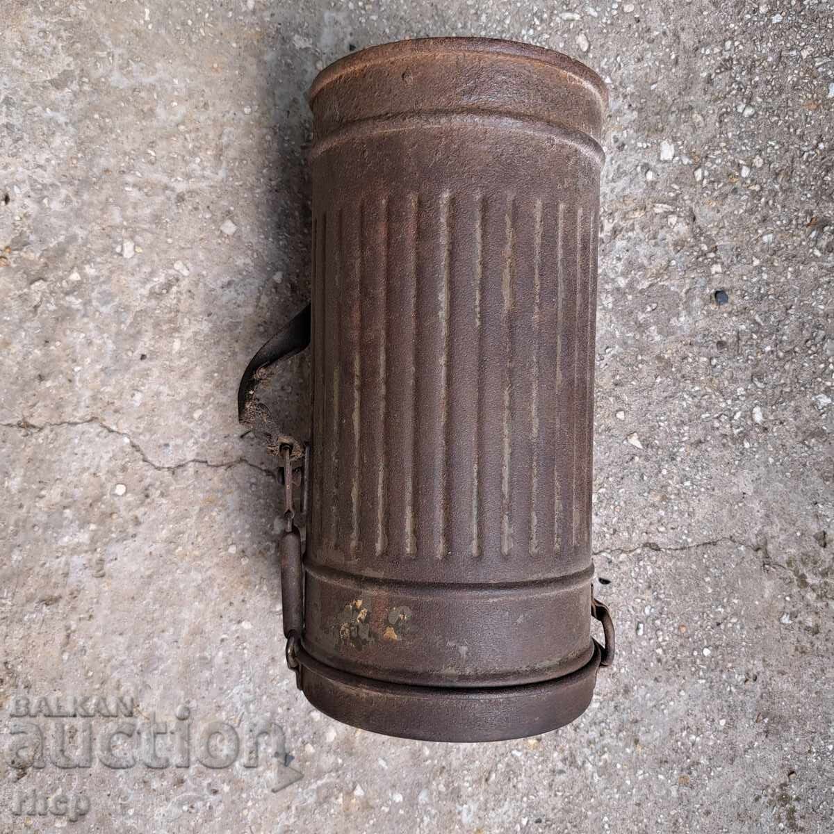 Cutie pentru mască de gaze Wehrmacht, Al Doilea Război Mondial cu preț € 45.00 | 88.01 BGN