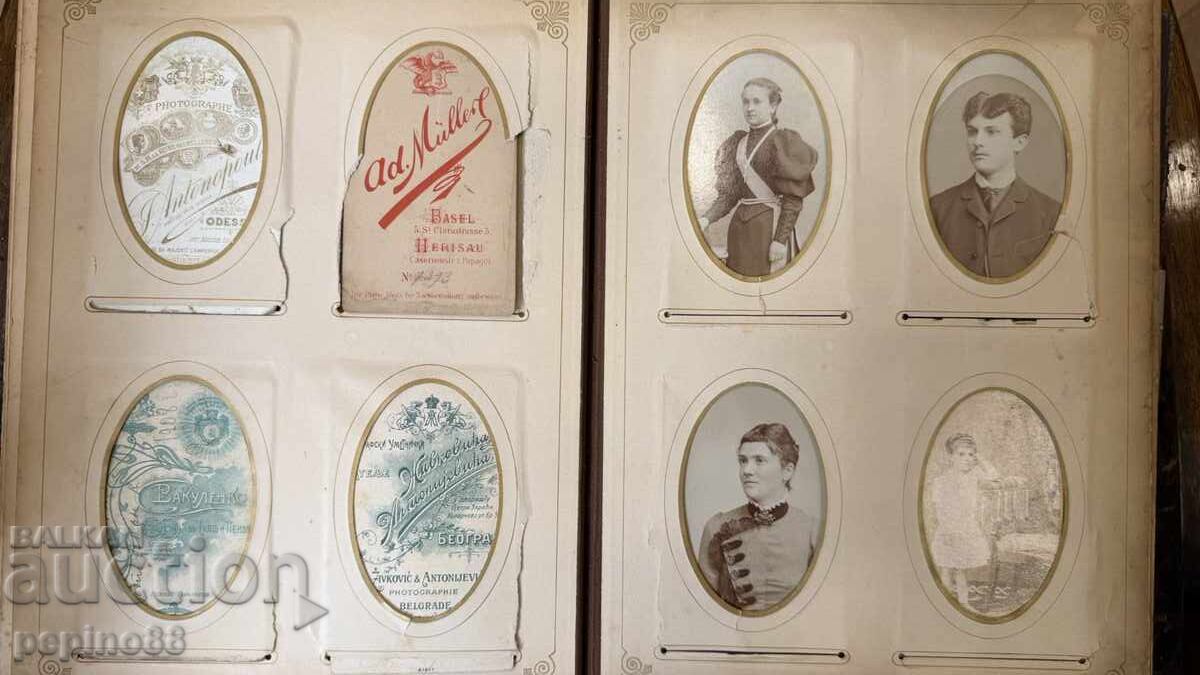 Delivery of Family royal photo album from the end of the 19th century