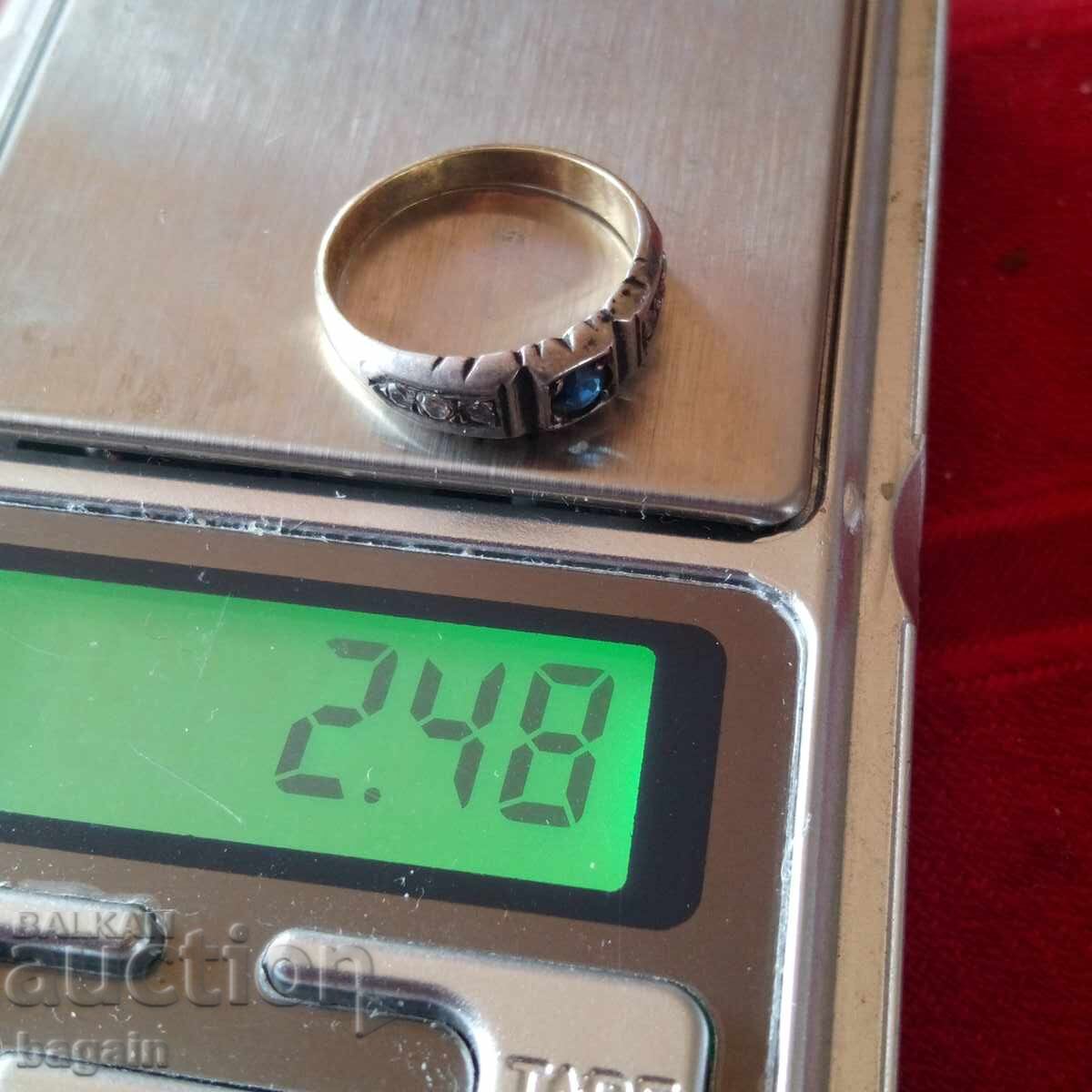 Licitație Inel cu safir și zirconii