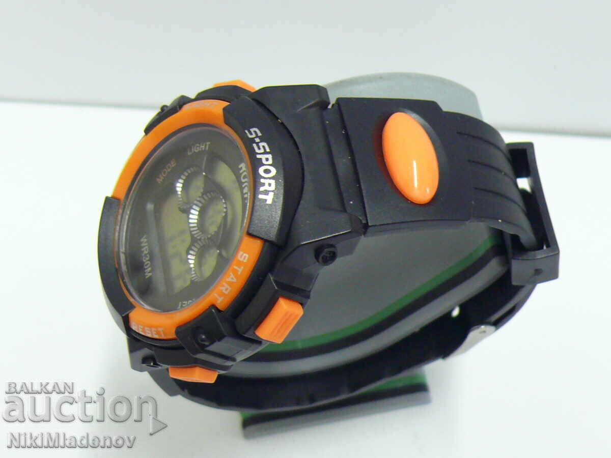 Delivery of Men's HONHX SPORT wristwatch, Working, NO RESERVE PRICE