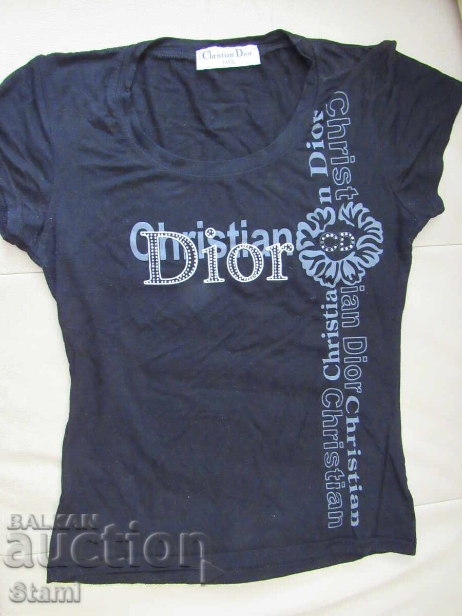 Μαύρο γυναικείο T-shirt CHRISTIAN DIOR, μέγεθος M με τιμή € 10.56 | 20.65 BGN