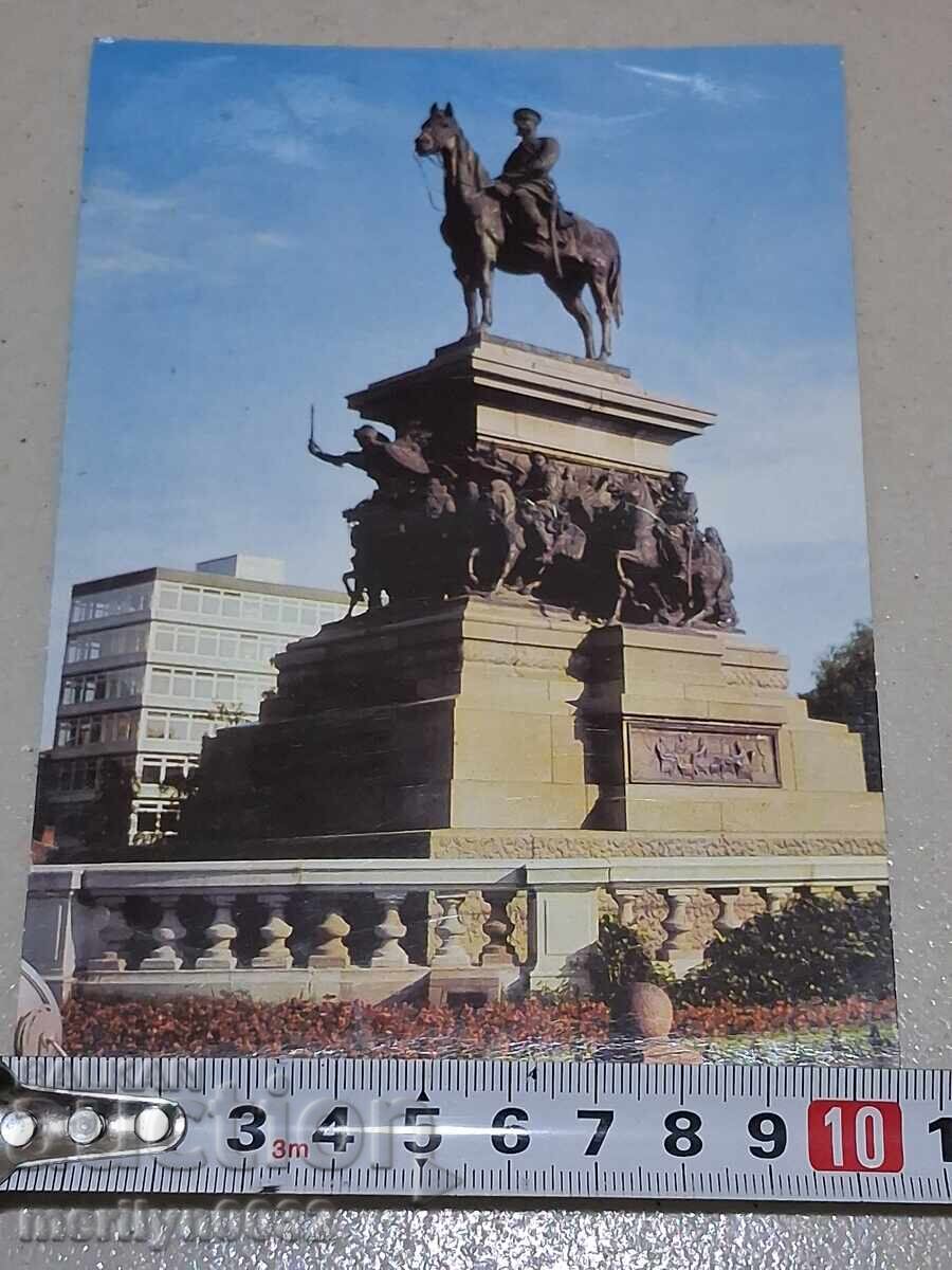 Снимка пощенска картичка София 1969г паметника на освободите - 7
