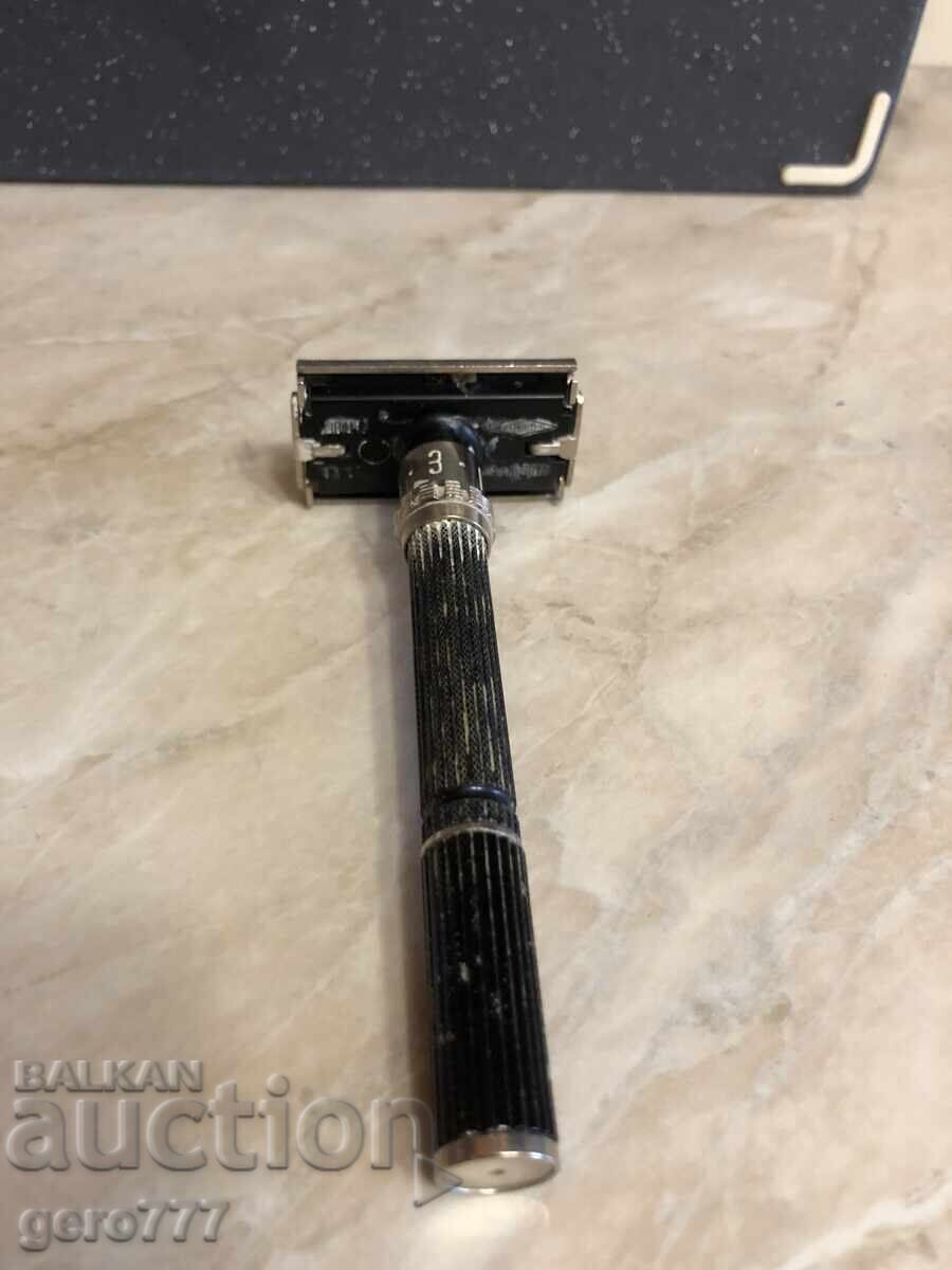 APARAT DE RAS VECHI GILLETTE MADE IN USA