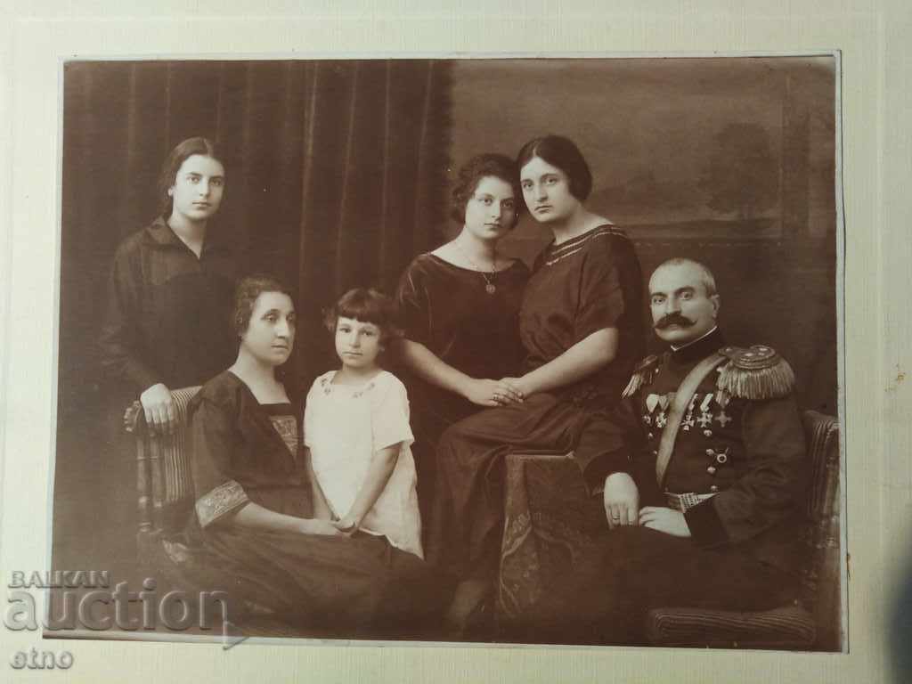 OLD ROYAL PHOTO - CARDBOARD - MILITARY, RIFLE, SABRE, OFFICERS, OFFICER