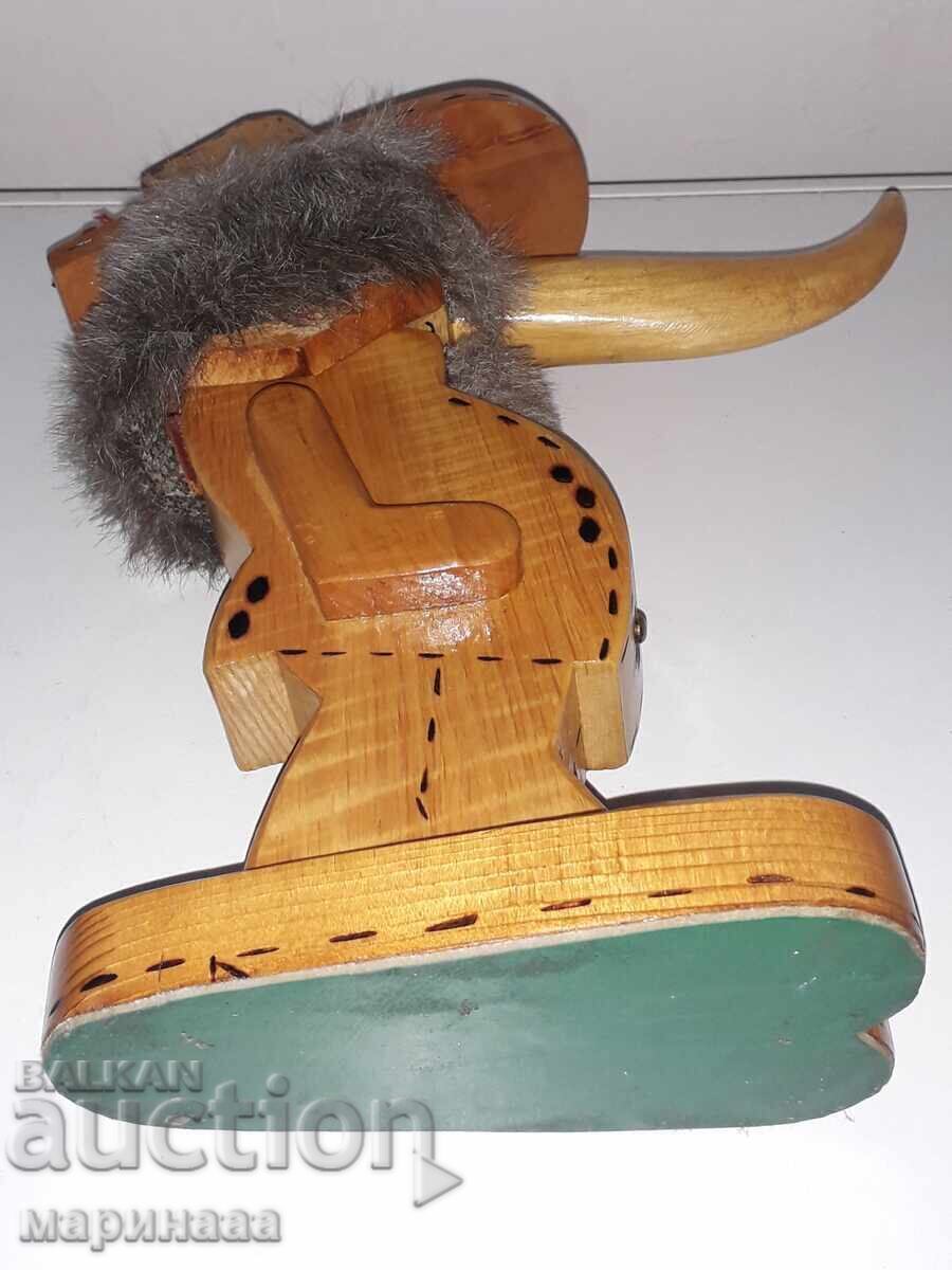 VINTAGE LARGE NUTCRACKER. WOOD - 7