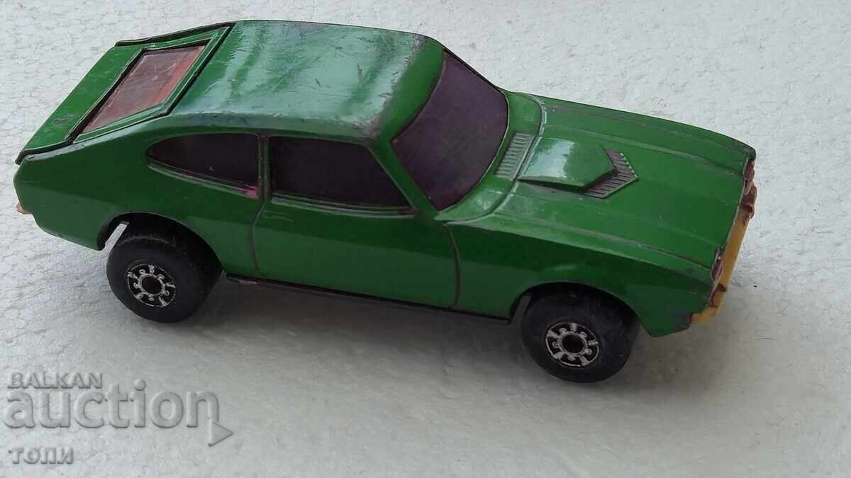 MATCHBOX FORD CAPRI 1976 RARE MINT CONDITION !!!!