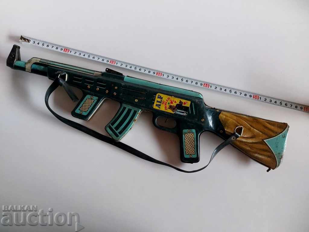 JUCĂRIE VECHE DE COPII AUTOMAT DIN TABLĂ PISTOL METALIC cu preț € 5.00 | 9.78 BGN