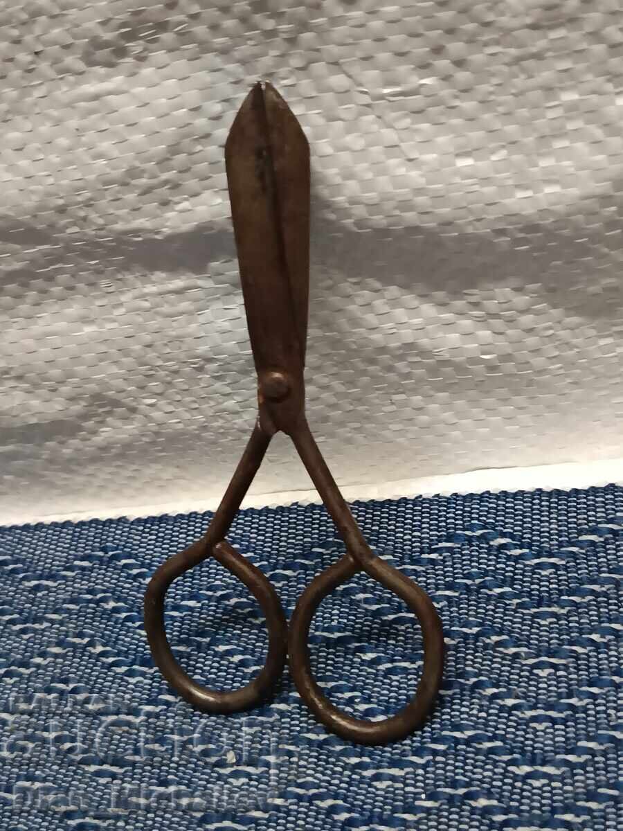 Foarfecă mică de croitorie cu preț € 5.00 | 9.78 BGN