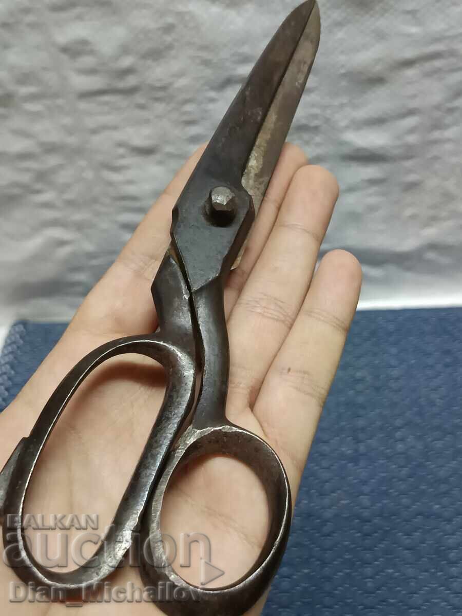 Δημοπρασία Παλαιό Σφυρήλατο Ψαλίδι Ραπτικής Δημοπρασία Παλαιό Σφυρήλατο Ψαλίδι Ραπτικής