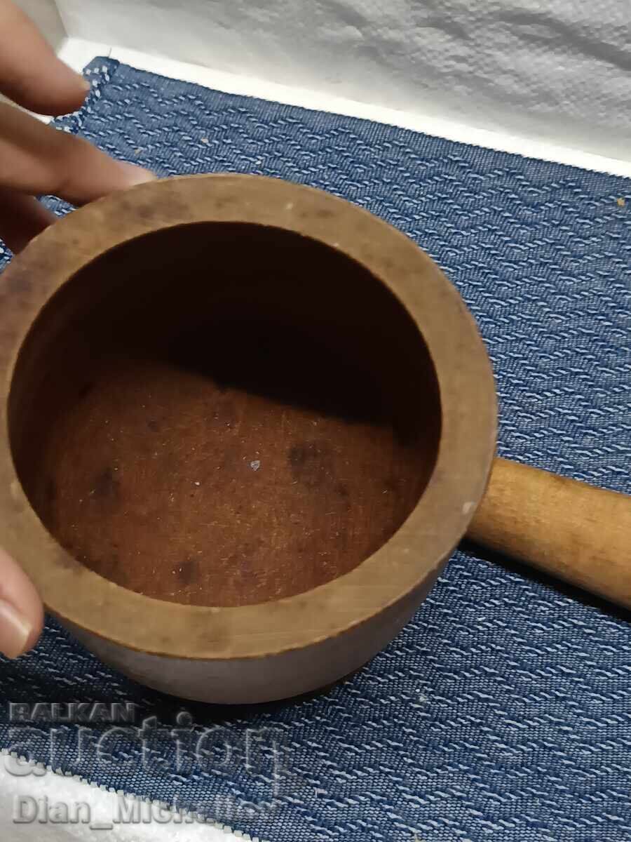 Vechi mojar din lemn - 6