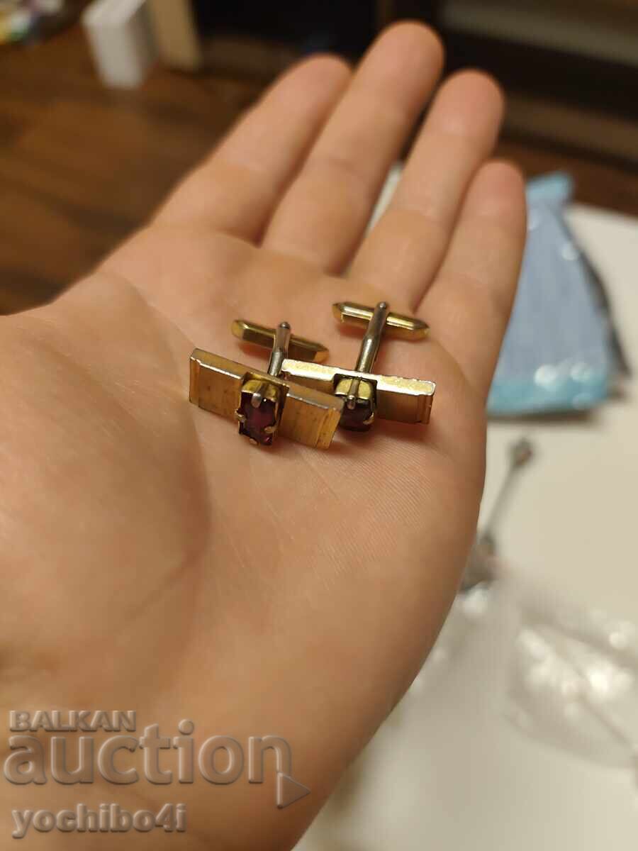 Auction  Pair of gold-plated cufflinks