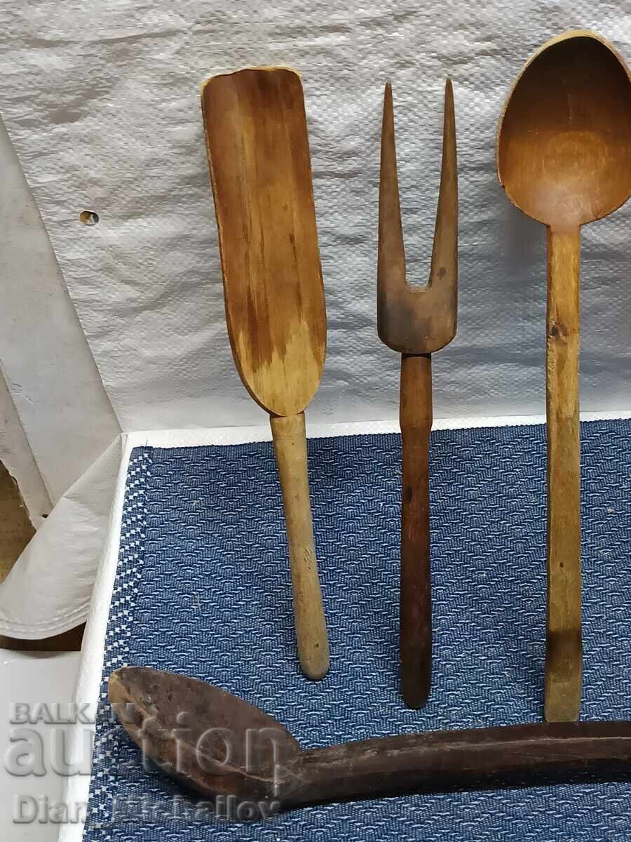 Παράδοση Παρτίδα Παλιά Ξύλινα Σκεύη - Κουτάλες και άλλα Παράδοση Παρτίδα Παλιά Ξύλινα Σκεύη - Κουτάλες και άλλα