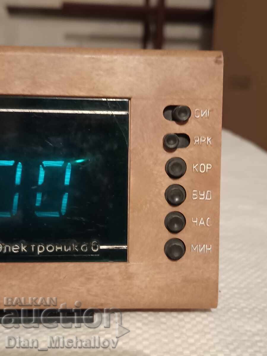 Δημοπρασία Παλιό Ρολόι "Elektronika 6"