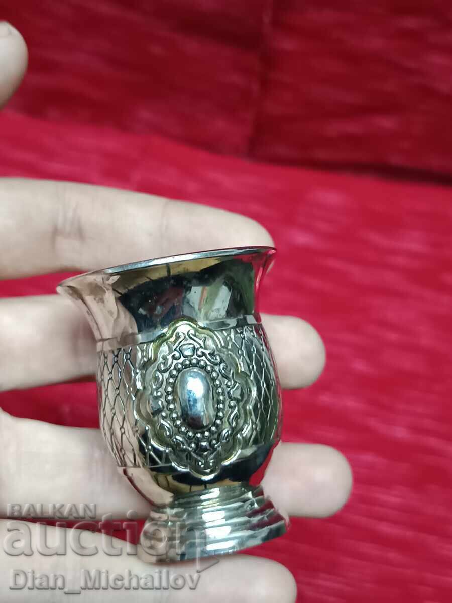 Licitație Mică ceașcă argintată