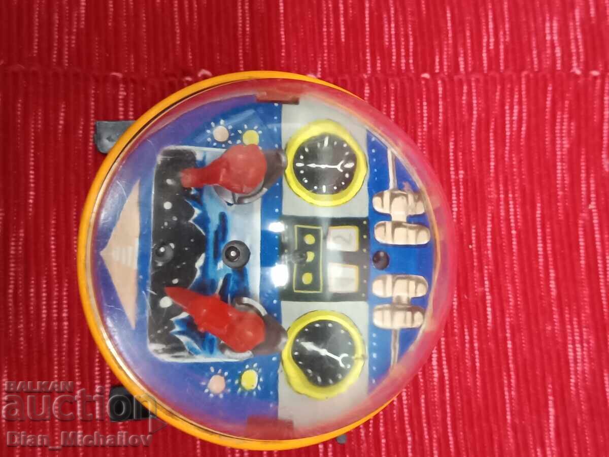 Licitație Jucărie mecanică veche Lunohod Licitație Jucărie mecanică veche Lunohod