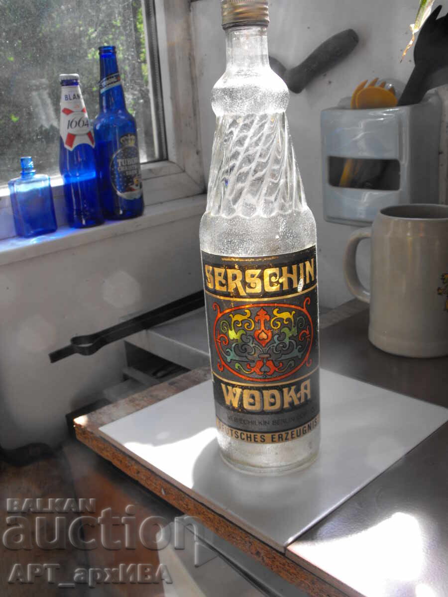 Sticlă de vodcă SERSCHIN, 0,7 l, GOALĂ