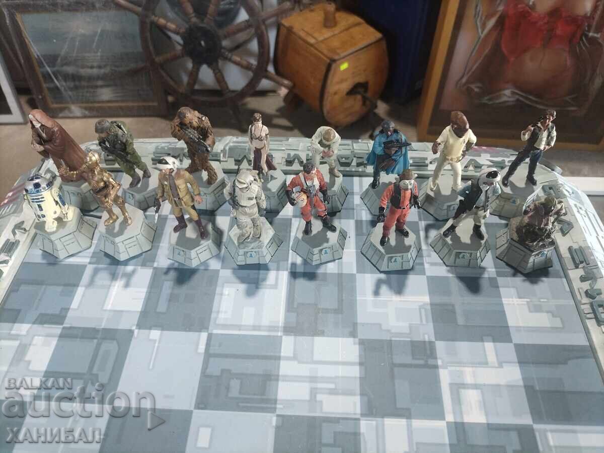 ȘAH DE COLECȚIE FANTASTIC STAR WARS cu preț € 350.00 | 684.54 BGN ȘAH DE COLECȚIE FANTASTIC STAR WARS cu preț € 350.00 | 684.54 BGN