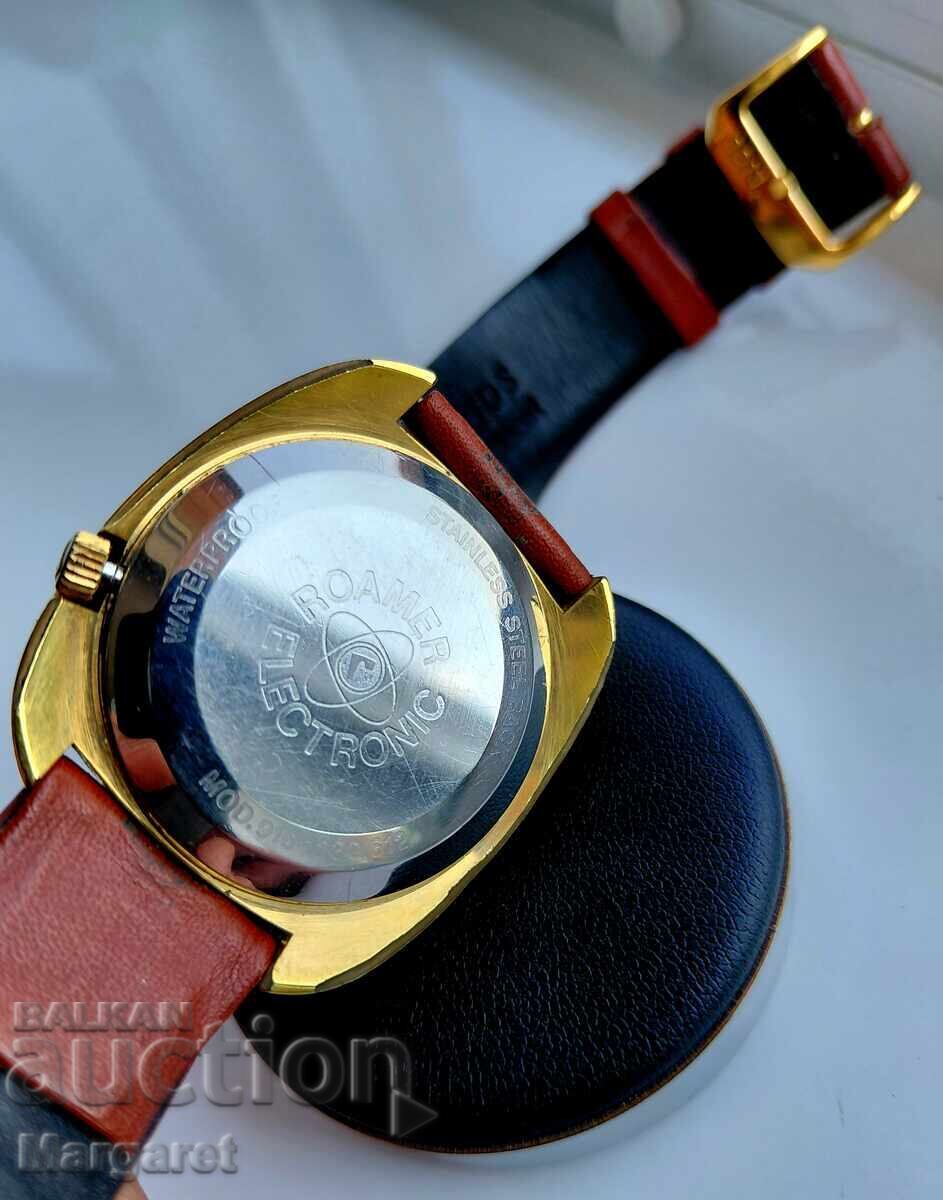 Auction  Roamer Searock Electronic 612 Watch