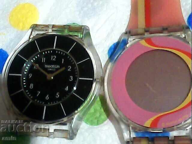 2 buc ceasuri Swatch vechi funcționează fără baterie 2 buc ceasuri Swatch vechi funcționează fără baterie