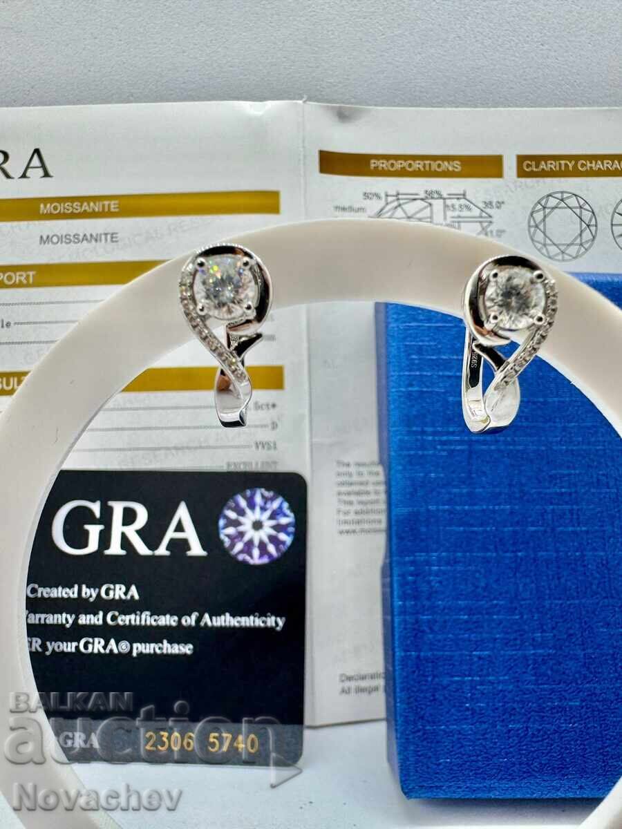 Licitație Cercei din argint cu moissanite (diamant) 0.5 carate Licitație Cercei din argint cu moissanite (diamant) 0.5 carate