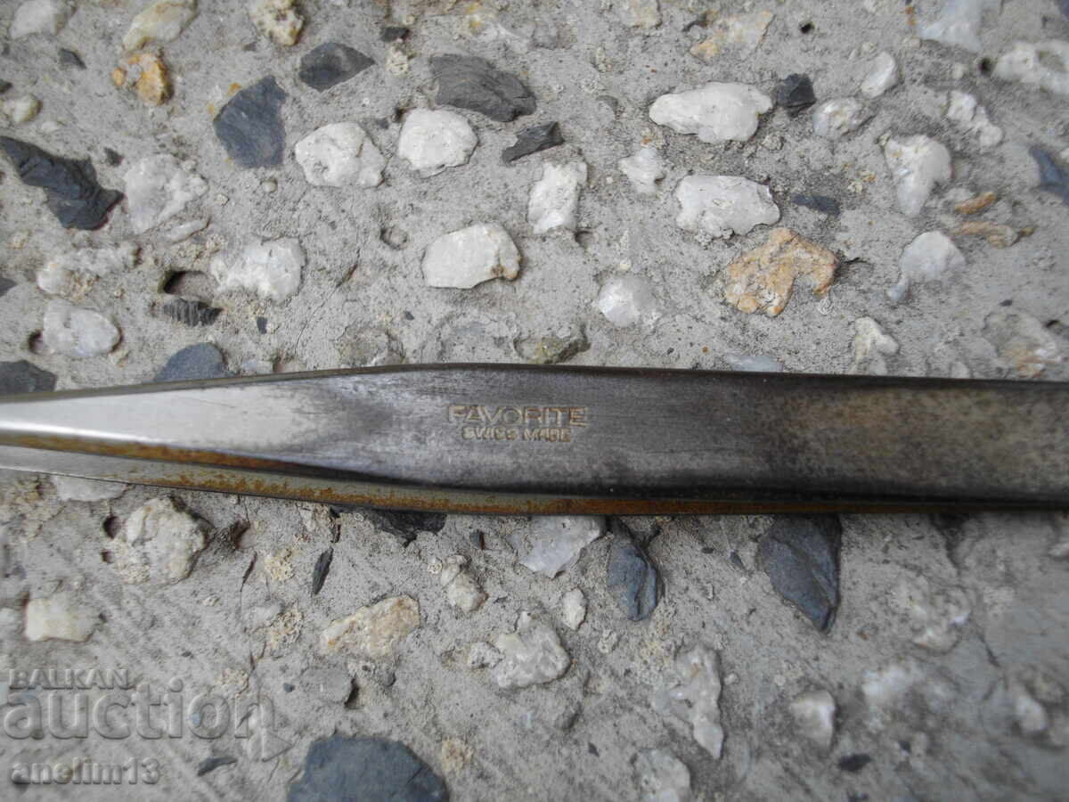 PENSĂ DE CEASORNICAR FAVORITE SWISS cu preț € 25.00 | 48.90 BGN