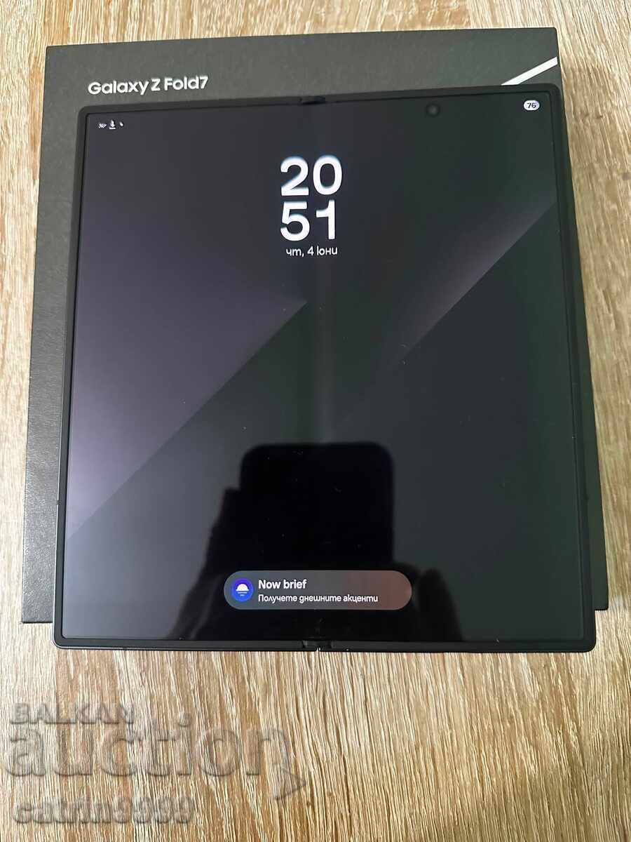 Vând Samsung Galaxy Z Fold 7 Vând Samsung Galaxy Z Fold 7
