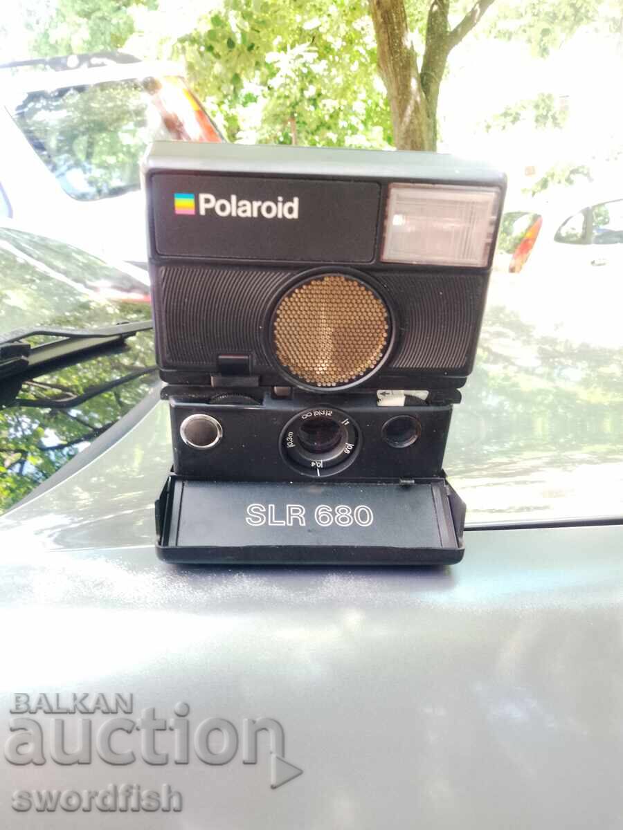Polaroid SLR680