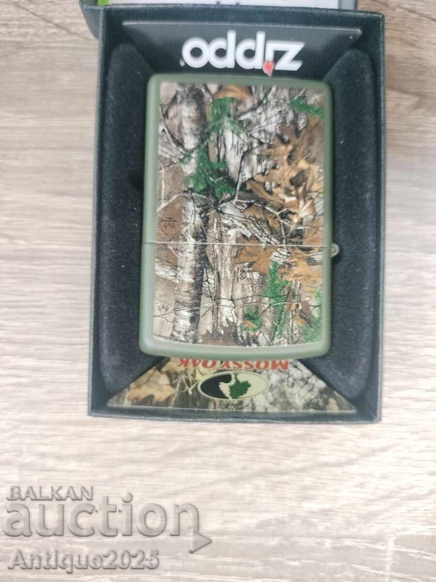 Licitație Brichetă originală Zippo Mossy Oak Licitație Brichetă originală Zippo Mossy Oak