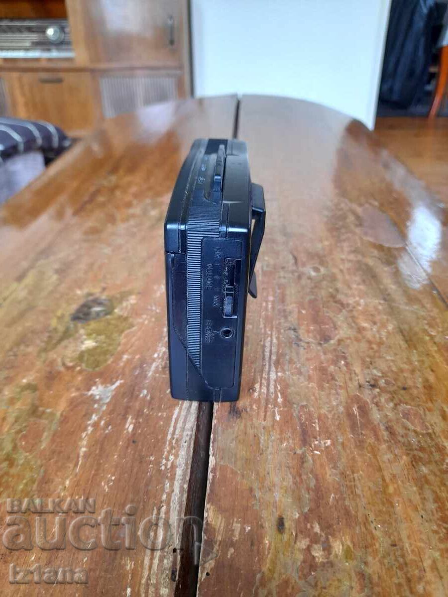 Aciko Old Walkman cu preț € 21.00 | 41.07 BGN Aciko Old Walkman cu preț € 21.00 | 41.07 BGN