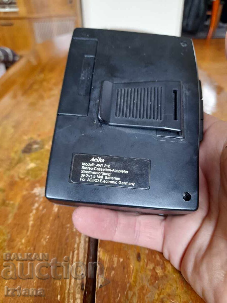 Livrarea Aciko Old Walkman Livrarea Aciko Old Walkman