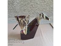 Vază veche din ceramică, pasăre stilizată
