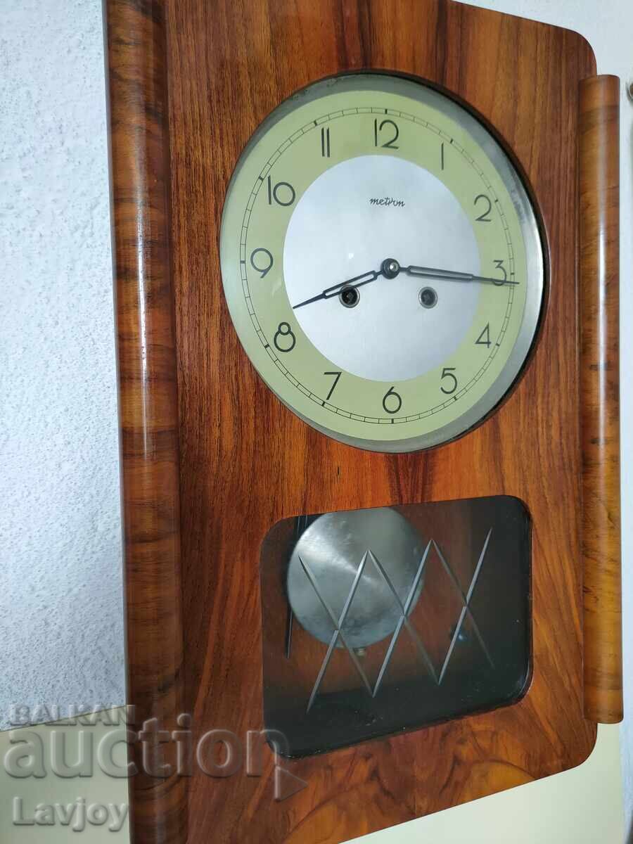 Ceas de perete Metron lux cu preț € 40.00 | 78.23 BGN Ceas de perete Metron lux cu preț € 40.00 | 78.23 BGN