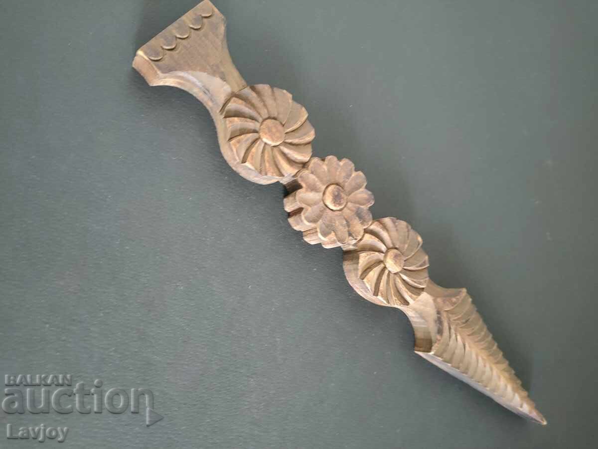 Licitație Decorațiune de perete sculptată în lemn (interior) - copie