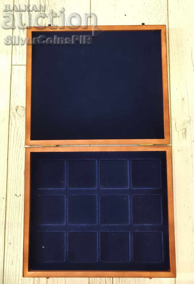 Box for 12 coins