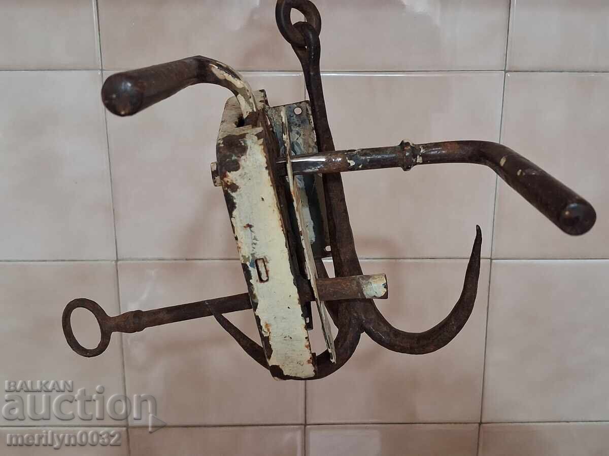 Licitație Broască veche fără cheie zăvor anii 30 ai secolului XX FUNCȚIONEAZĂ