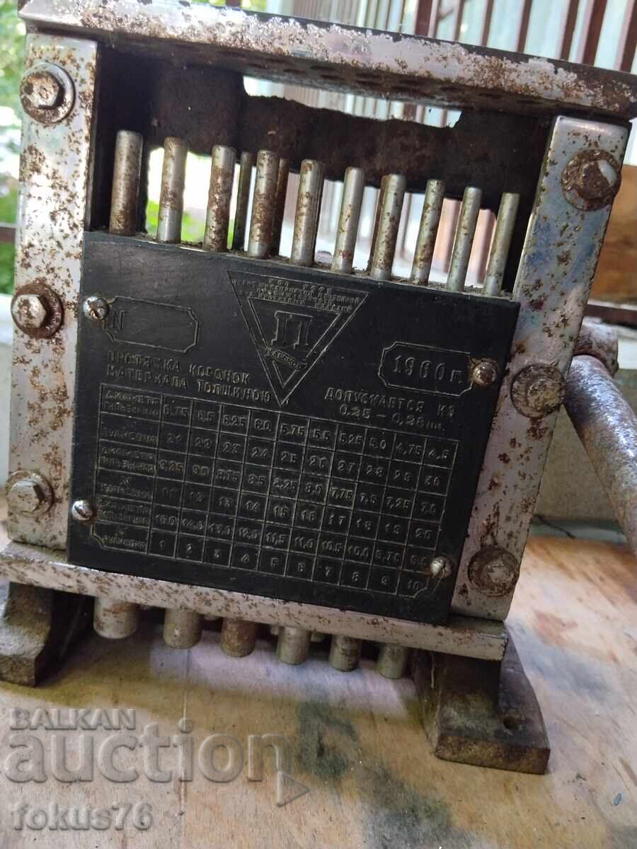 Licitație Presă rusească veche dispozitiv unealtă URSS