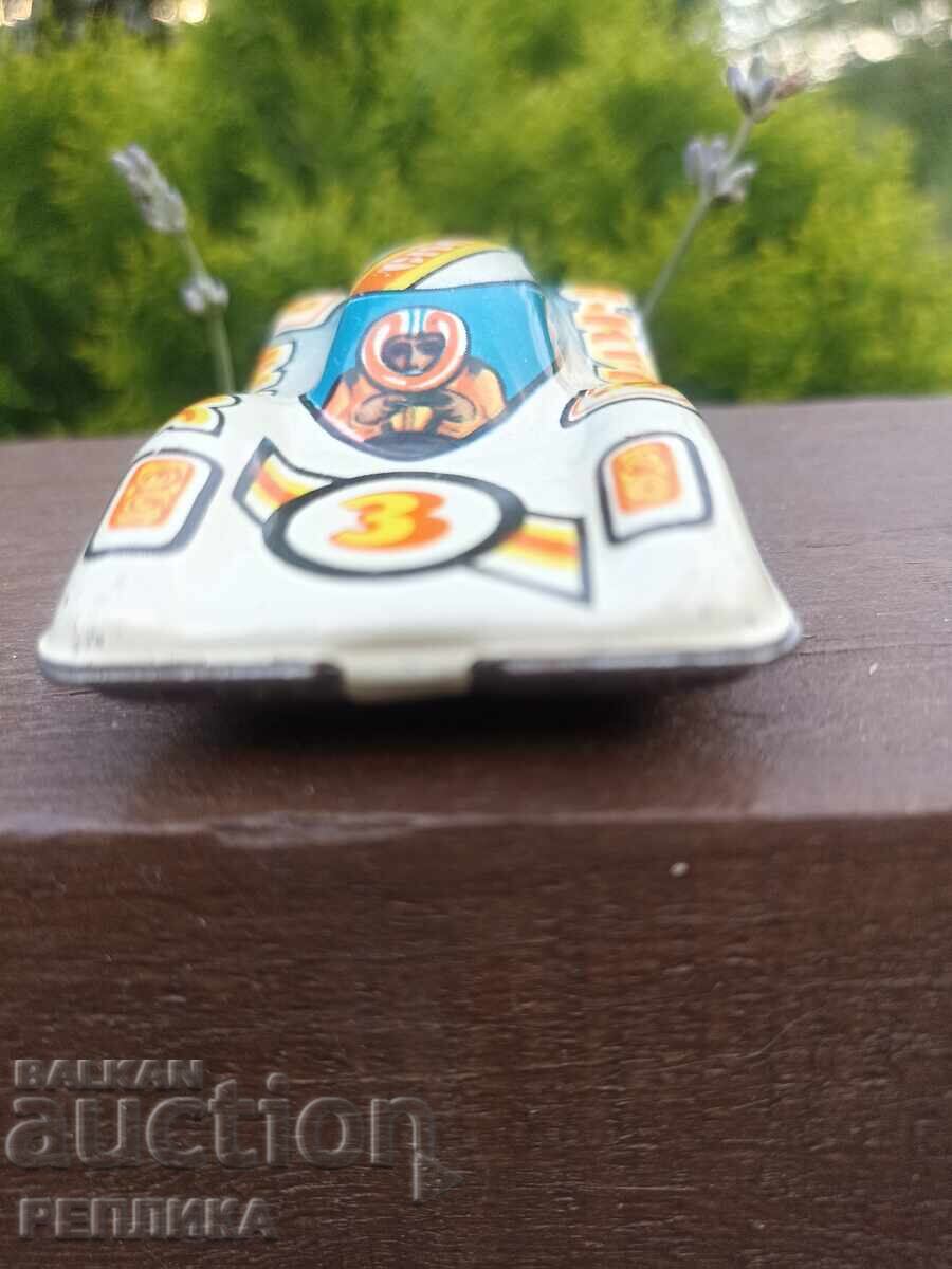 Cart cu preț € 5.00 | 9.78 BGN