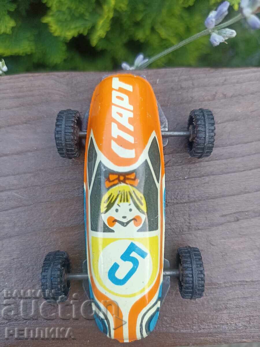 Cart cu preț € 5.00 | 9.78 BGN